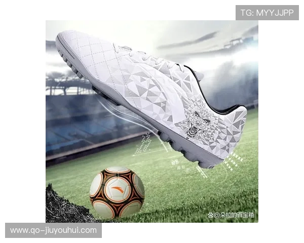 2025年最佳足球鞋推荐：顶级性能与舒适度完美结合的精选款式